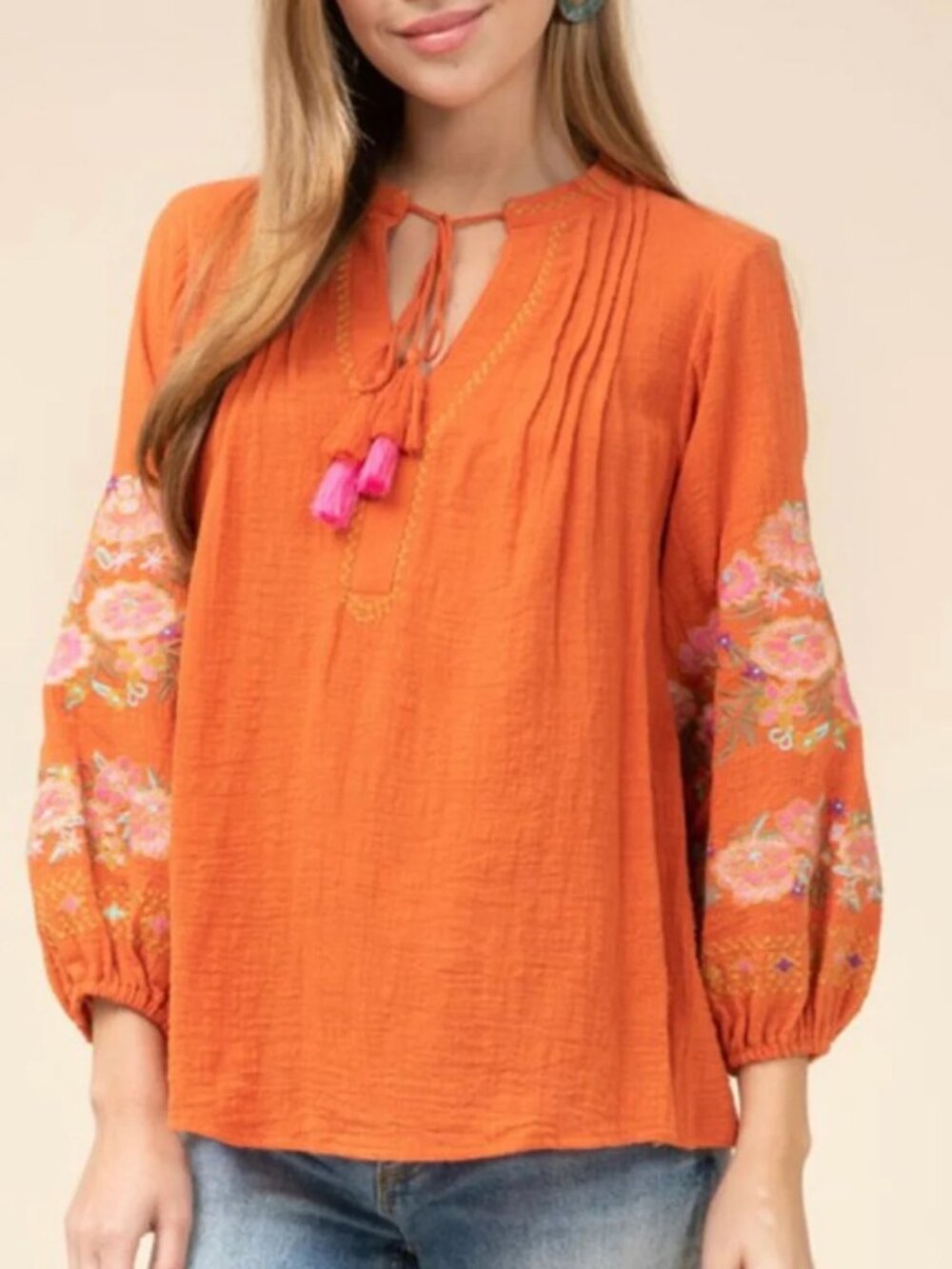 ENTRO peasant top with embroidered balloon sleeve